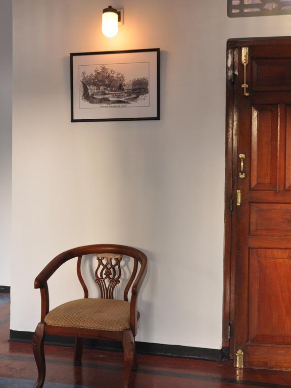 Galle Star Hotel Bagian luar foto